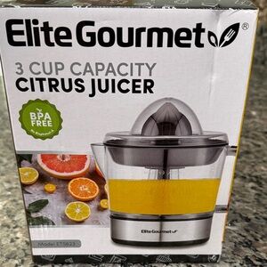 New in box Elite Gourmet Citrus Juicer